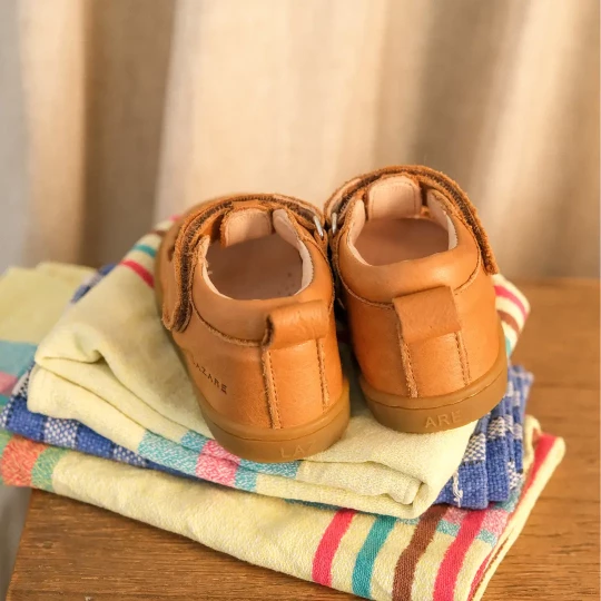 Chaussures premiers pas June Marron