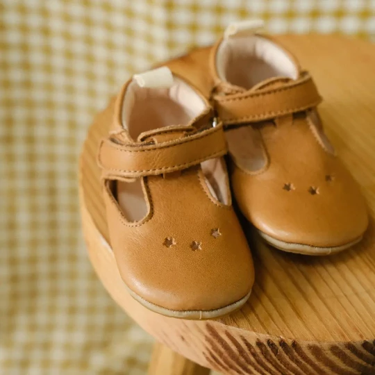 Chaussons bébé César marron