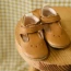 Chaussons bébé César marron