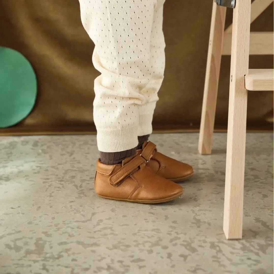 Chaussettes bébé côtelées taupe