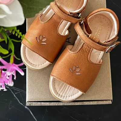 Chaussures premiers pas Rosalie Marron