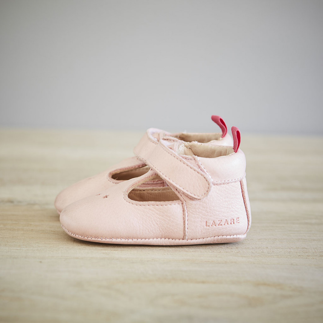 Chaussons bébé cuir à patins César rose