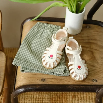 Chaussures premiers pas Colette Blanc cassé
