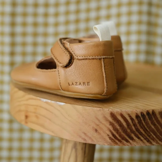 Chaussons bébé César marron
