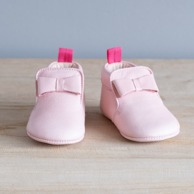  Chaussons bébé cuir à patins Arielle rose