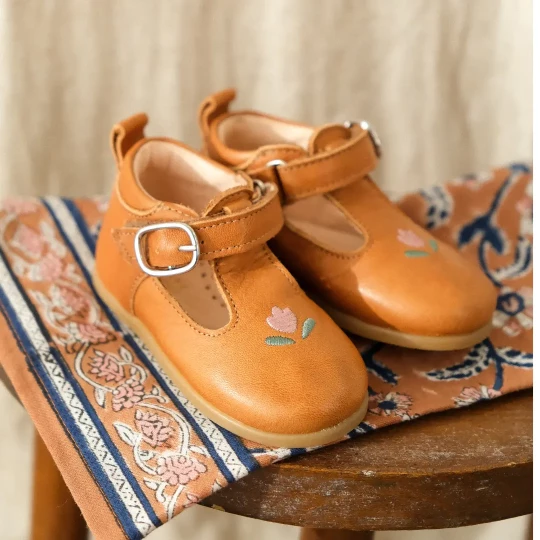 Chaussures premiers pas Arthur Tulipes