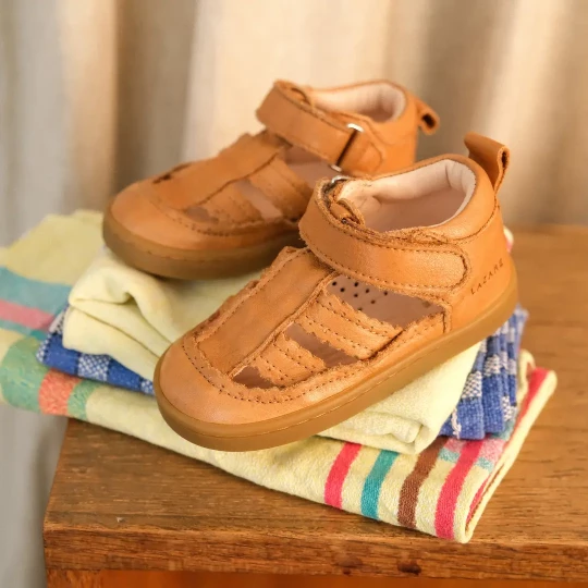 Chaussures premiers pas June Marron