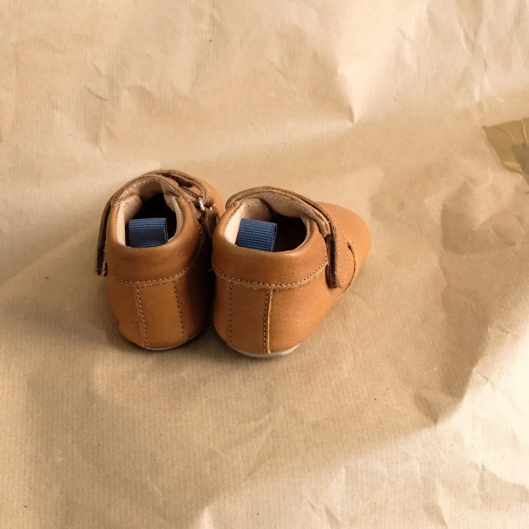 Chaussons bébé Achille marron