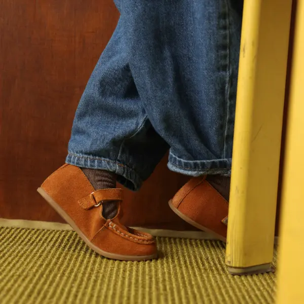 Babies premiers pas Olive en cuir souple caramel