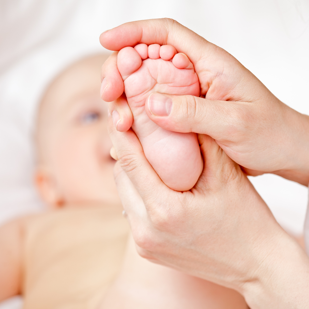 Comment Prendre Soin Des Pieds De Son Bebe Lazare Kids Shoes