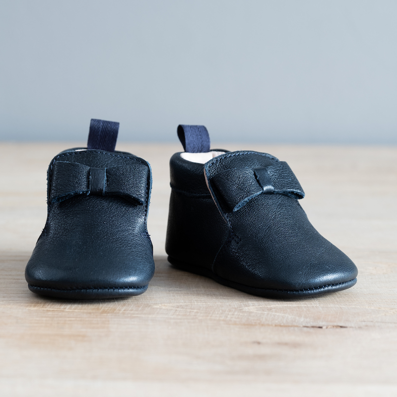 chaussure bebe fille bleu marine